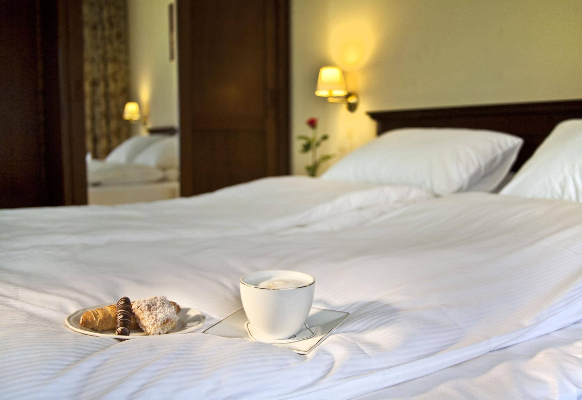 Kobza Haus Old Town Bed & Breakfast กดัญสก์ ภายนอก รูปภาพ