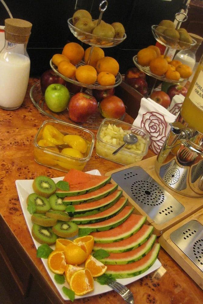 Kobza Haus Old Town Bed & Breakfast กดัญสก์ ภายนอก รูปภาพ